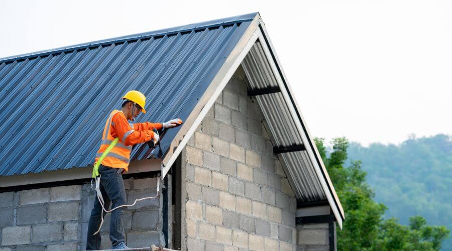 Expert Emergency Roof Repairs services in New Vineyard, ME